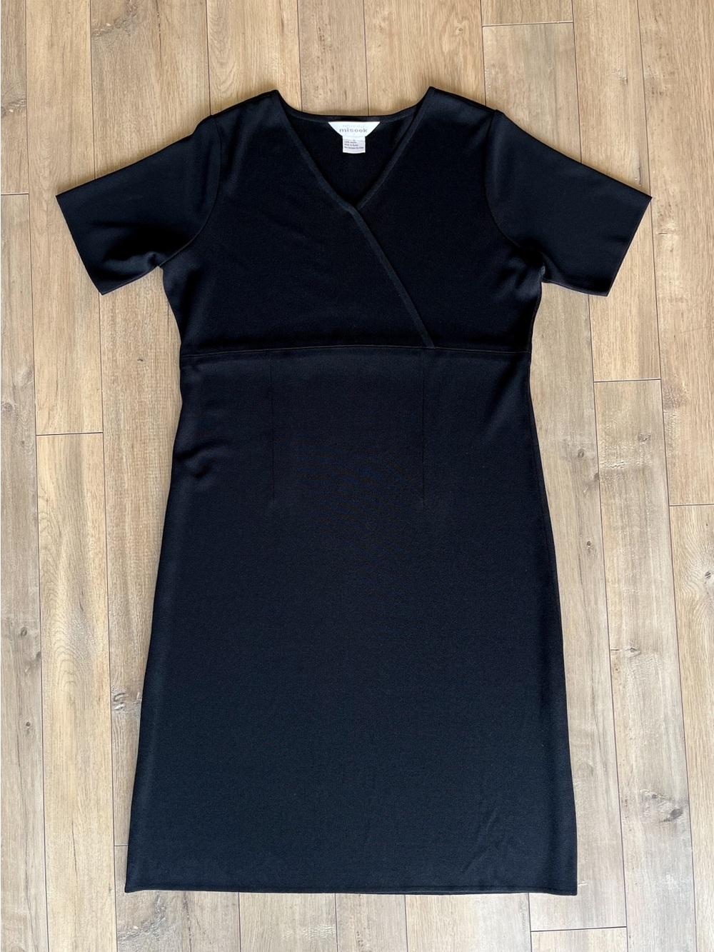 Exclusively Misook Black Sheath Knit Dress V Neck Size L - Picture 2 of 9